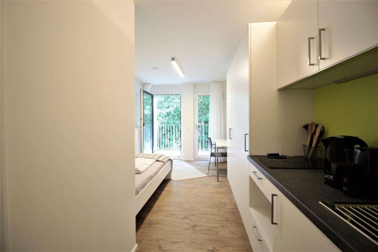 Studio Apartment - Balcony, Netflix, University Hospital Proximity Wurzburg Bagian luar foto